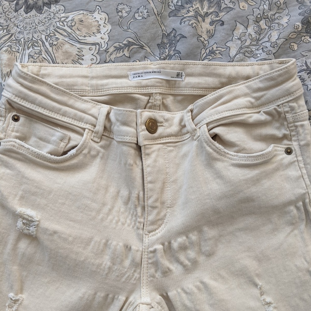Zara Body Curve Jeggings - Picture 2 of 3